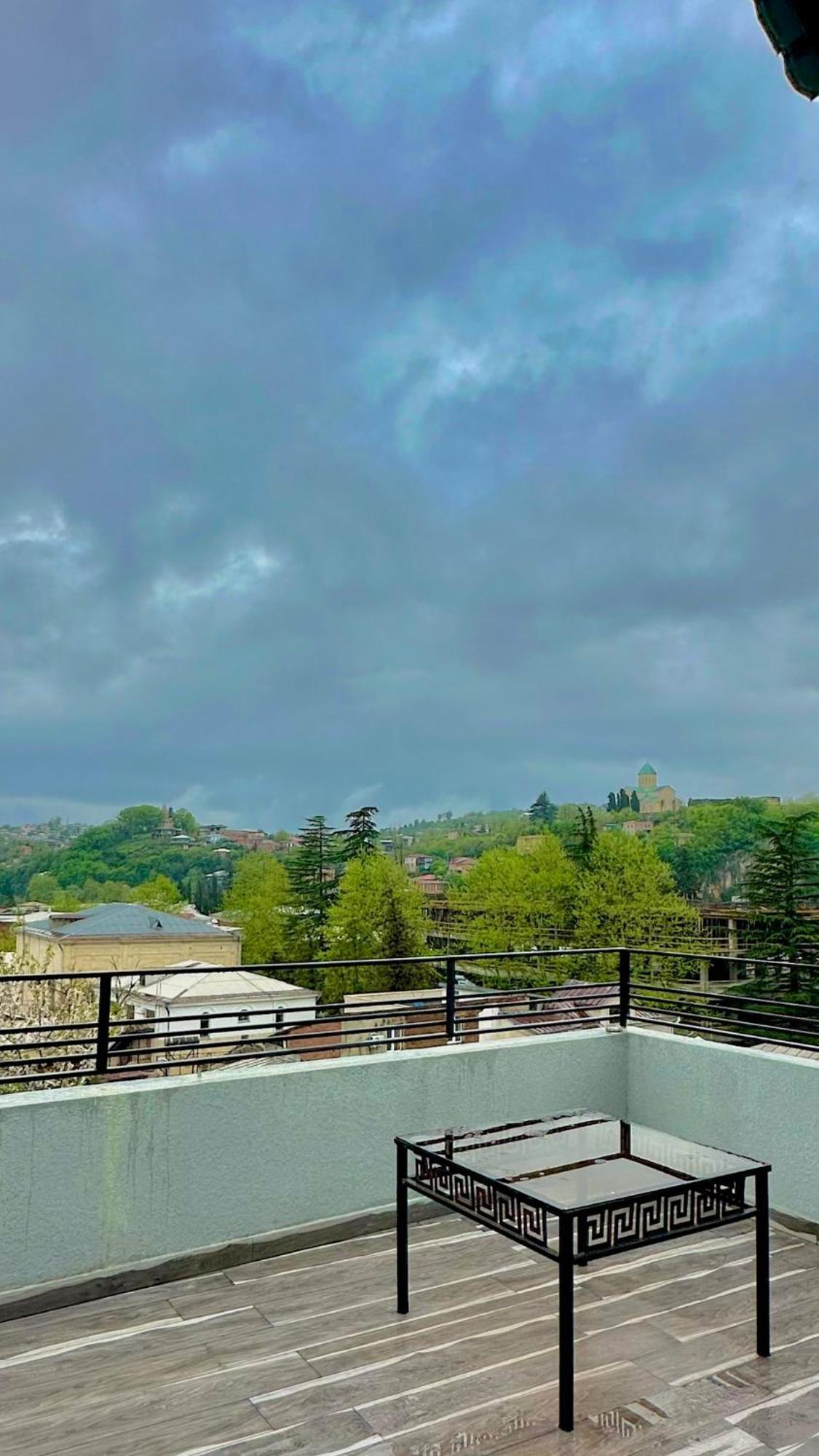 Hotel Balcony Kutaisi Ngoại thất bức ảnh