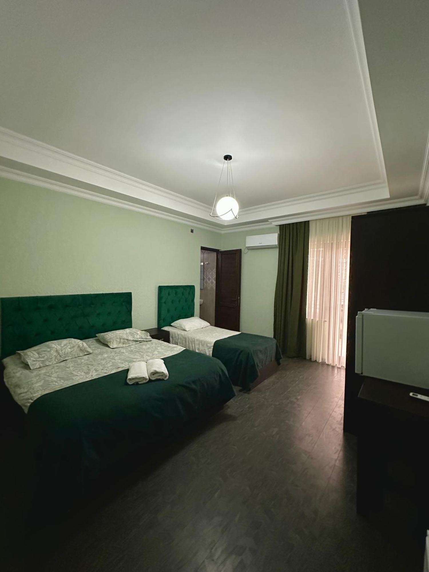 Hotel Balcony Kutaisi Ngoại thất bức ảnh