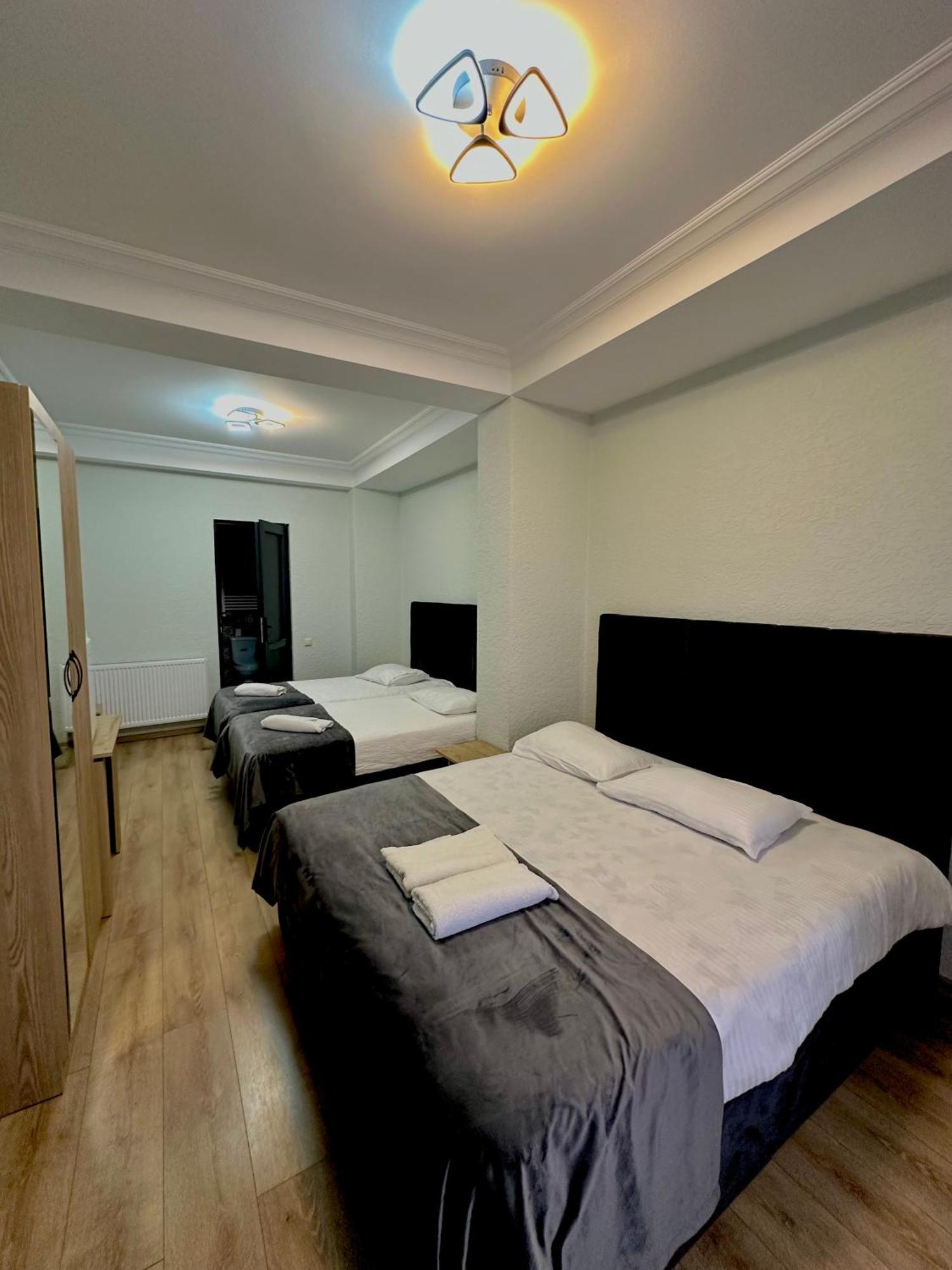 Hotel Balcony Kutaisi Ngoại thất bức ảnh