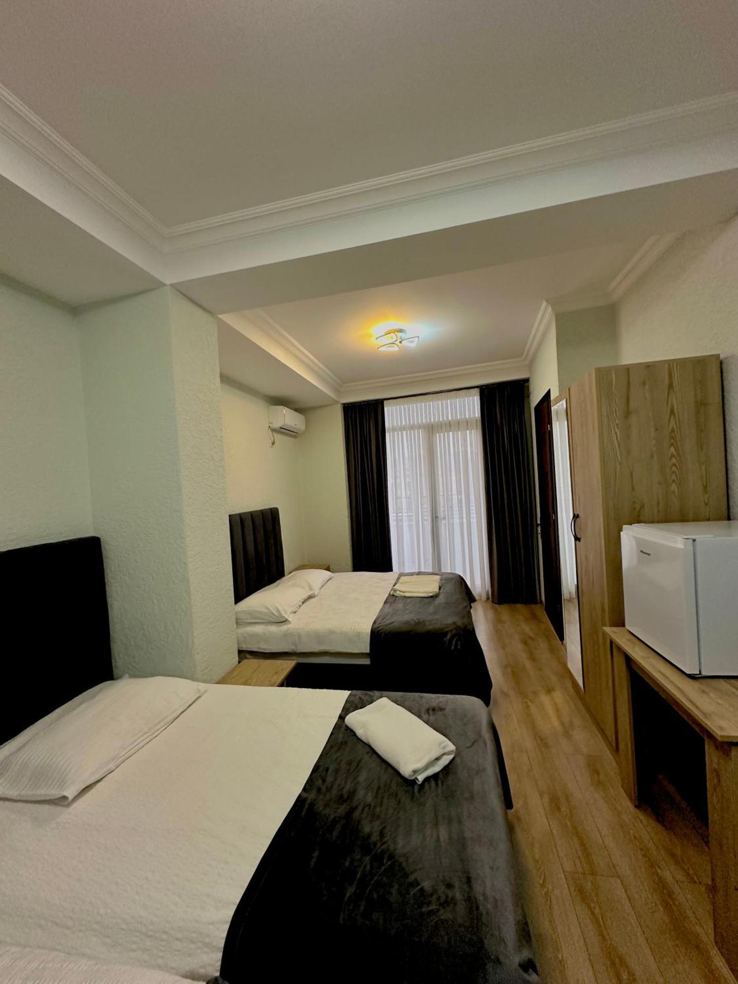 Hotel Balcony Kutaisi Ngoại thất bức ảnh