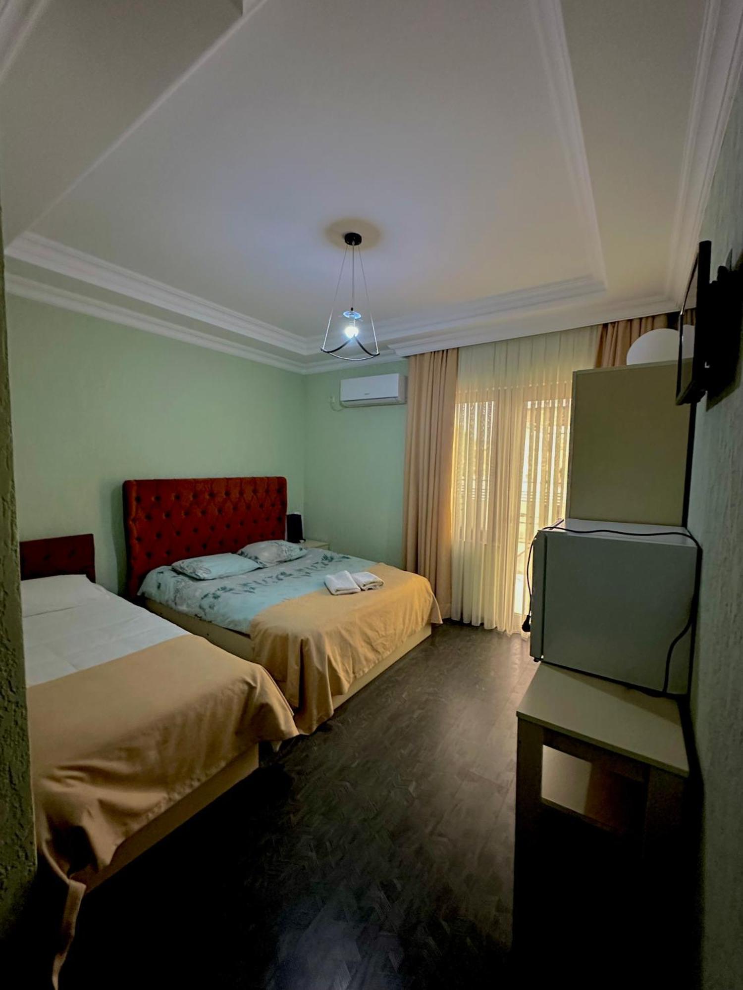 Hotel Balcony Kutaisi Ngoại thất bức ảnh