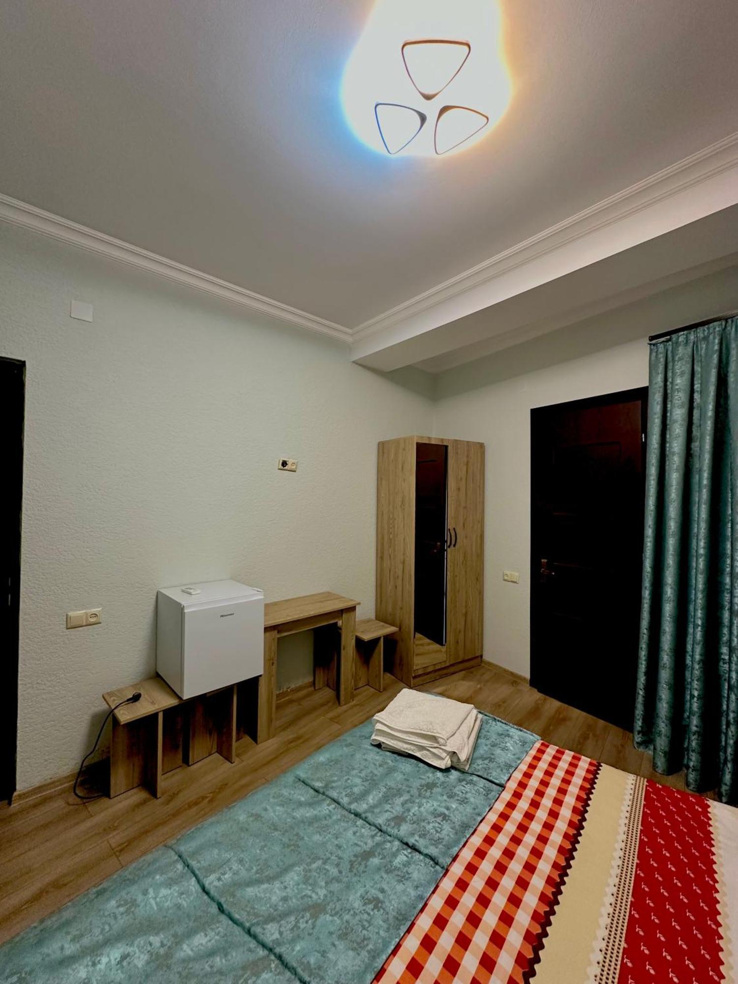 Hotel Balcony Kutaisi Ngoại thất bức ảnh