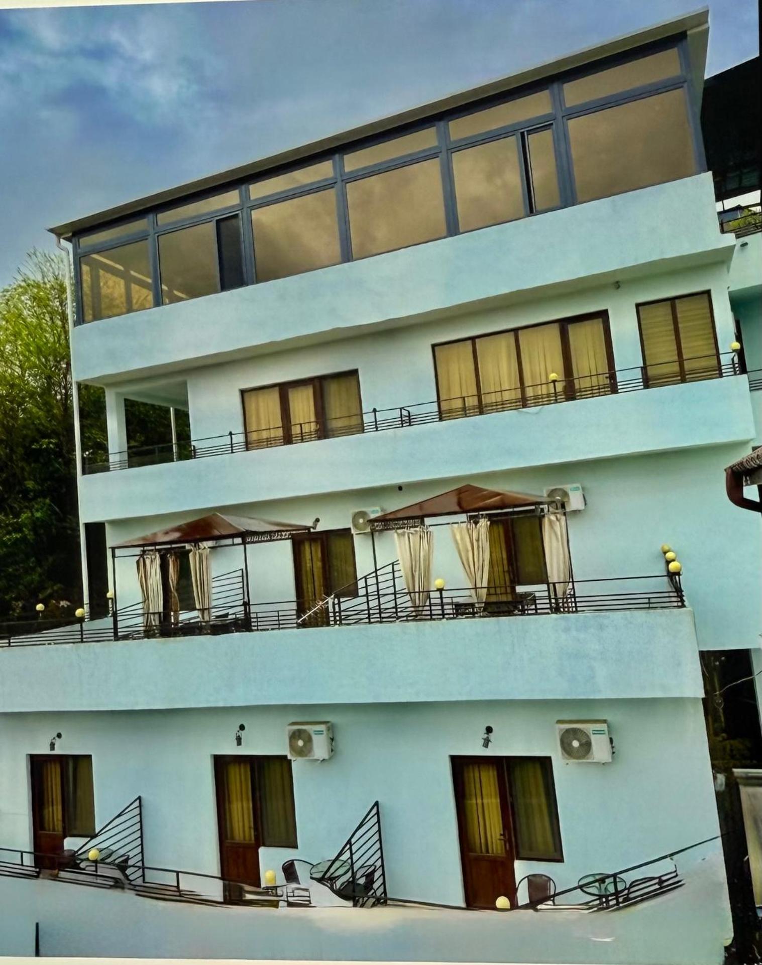 Hotel Balcony Kutaisi Ngoại thất bức ảnh