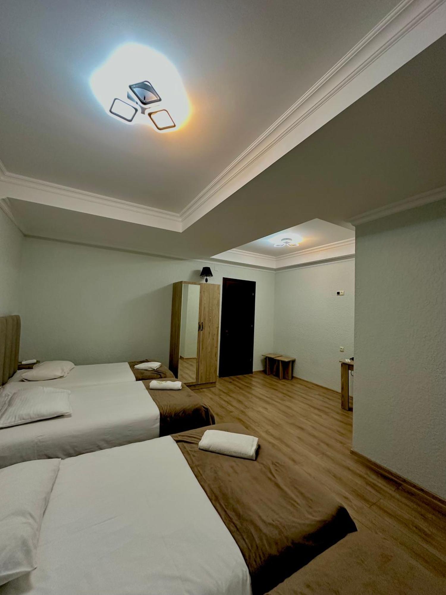 Hotel Balcony Kutaisi Ngoại thất bức ảnh