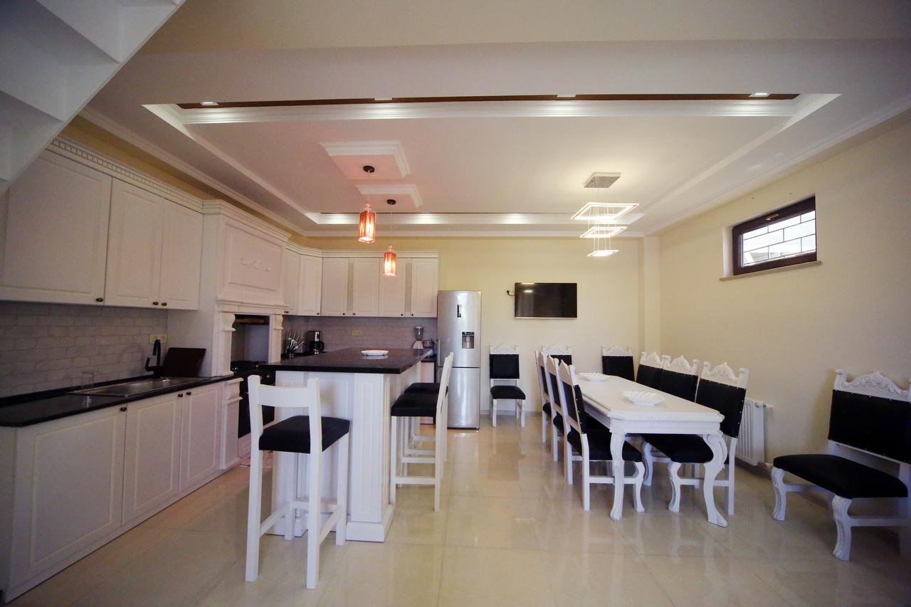 Hotel Balcony Kutaisi Ngoại thất bức ảnh